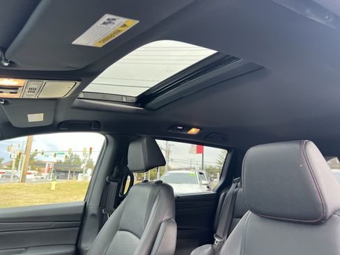 Used 2023 Honda Odyssey Sport image 23