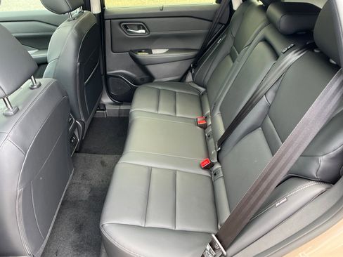 New 2025 Nissan Rogue SL w/ SL Premium Package image 25