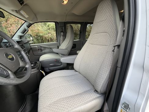 Used 2024 Chevrolet Express 3500 LS image 14