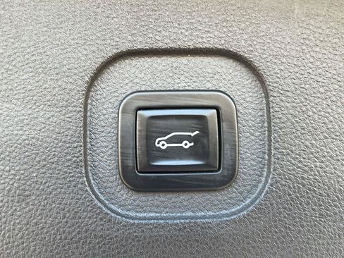 Used 2015 Chevrolet Equinox LT w/ Power Convenience Package FWD image 28