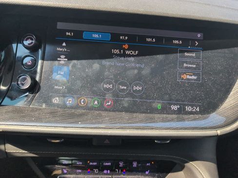 Used 2021 Buick Envision Essence w/ Technology Package I FWD image 10
