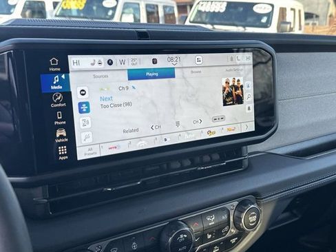 Certified 2025 Jeep Wrangler Unlimited Sahara w/ Safety Group image 26