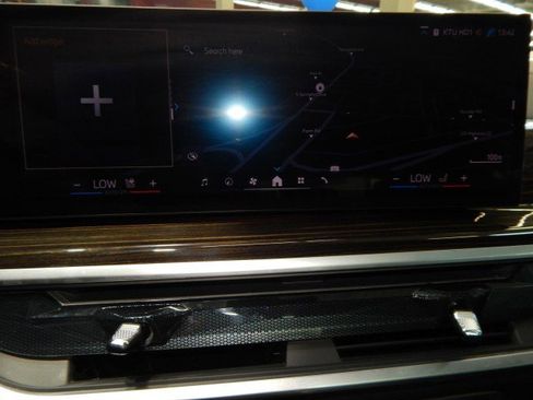 Used 2025 BMW X6 xDrive40i image 24