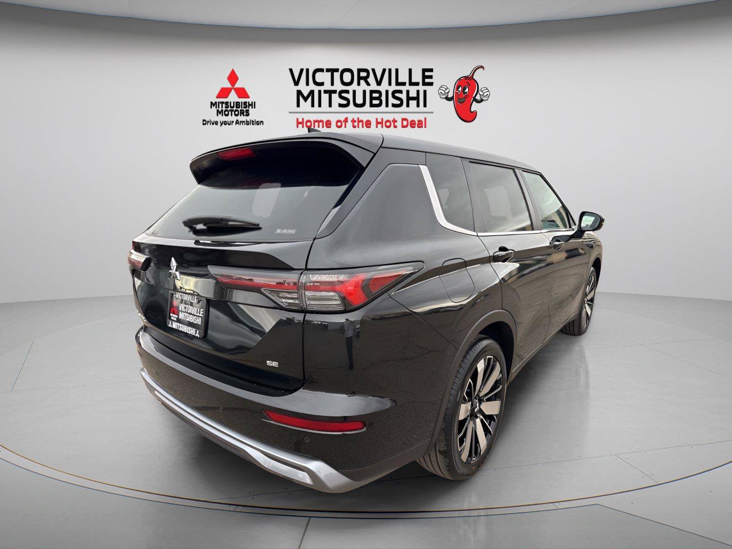 Used 2025 Mitsubishi Outlander SE AWD/4WD image 8
