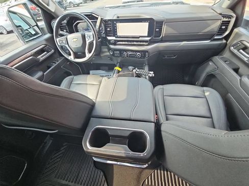 Used 2024 Chevrolet Silverado 2500 LTZ w/ LTZ Plus Package AWD/4WD image 22