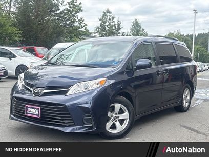 Used 2018 Toyota Sienna LE