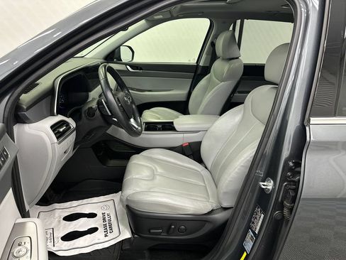 Used 2022 Hyundai Palisade SEL w/ Premium Package FWD image 9