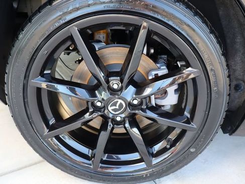 Used 2023 MAZDA MX-5 Miata Club RWD image 41
