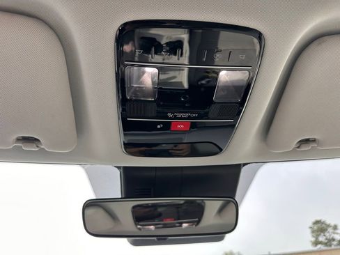 Used 2025 Hyundai Santa Fe SEL image 33