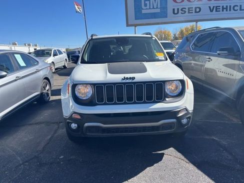 Used 2023 Jeep Renegade Latitude AWD/4WD image 2