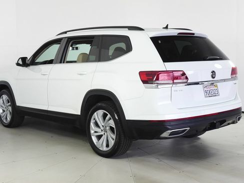 Used 2023 Volkswagen Atlas SE AWD/4WD image 9