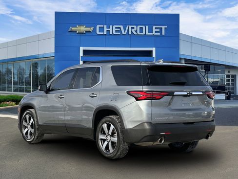 Certified 2023 Chevrolet Traverse LT w/ LT Premium Package image 4