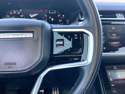 Used 2023 Land Rover Range Rover Velar R-Dynamic S image 11