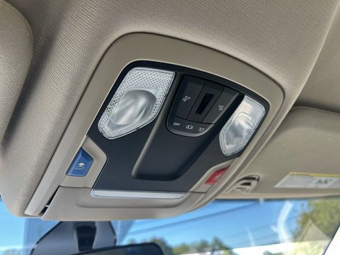 Used 2022 RAM 3500 Big Horn image 26