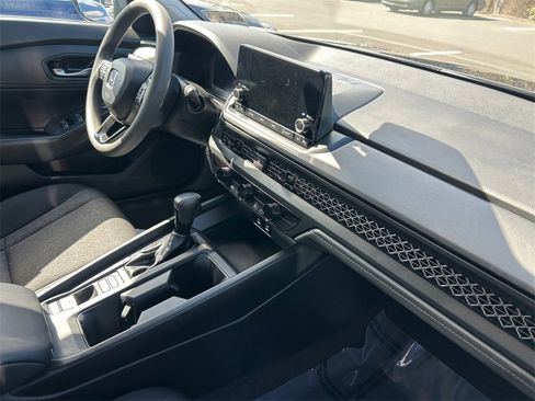 Used 2023 Honda Accord LX image 18