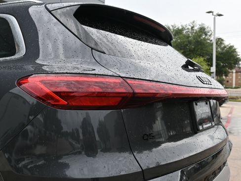 Used 2025 Audi Q5 Premium Plus image 14