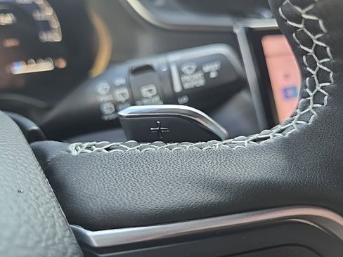 New 2025 Jeep Grand Cherokee L Limited w/ Luxury Tech Group II image 46