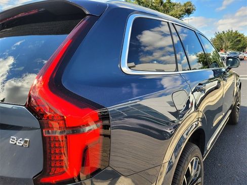 New 2026 Volvo XC90 B6 Plus w/ Protection Package Premier image 16