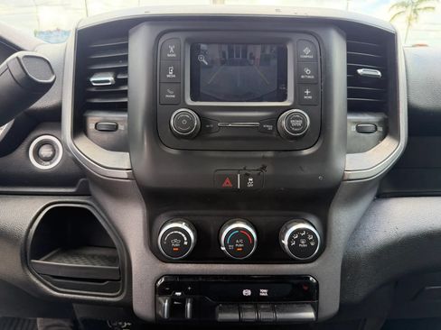 Used 2021 RAM 3500 4x4 Crew Cab Tradesman DRW image 14