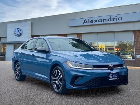 Used 2026 Volkswagen Jetta Sport FWD image 1