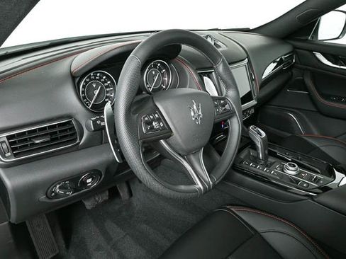New 2024 Maserati Levante GT Ultima image 7