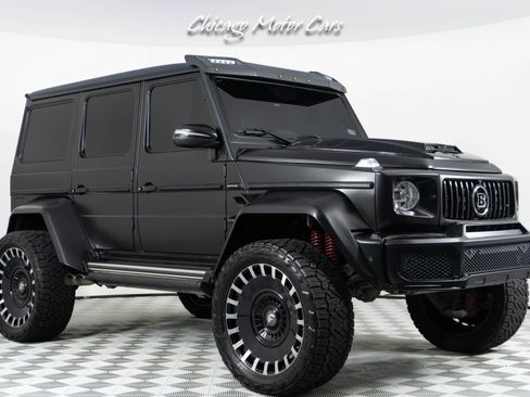 Used 2017 Mercedes-Benz G 550 Squared image 10