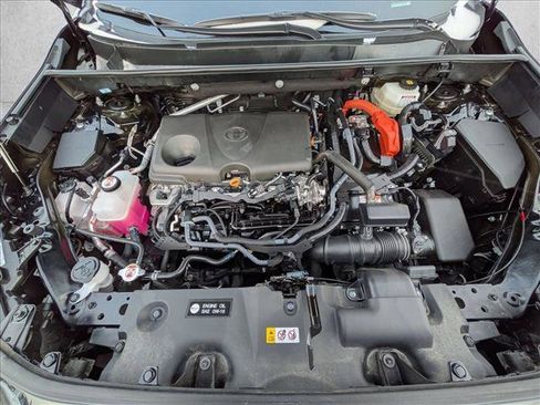 Used 2025 Toyota RAV4 XLE image 21