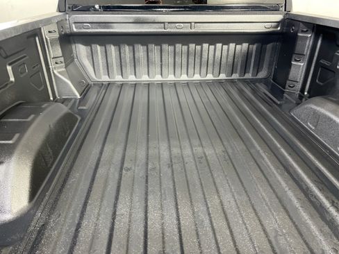 Used 2024 GMC Sierra 2500 SLE w/ SLE Convenience Package image 25