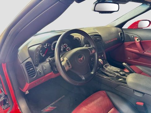 Used 2011 Chevrolet Corvette Grand Sport w/ Preferred Equipment Group RWD image 9