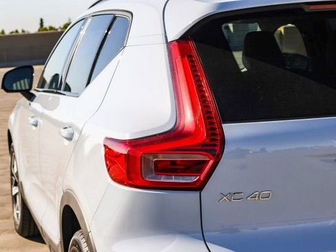 New 2026 Volvo XC40 B5 Plus w/ Protection Package Premier image 7