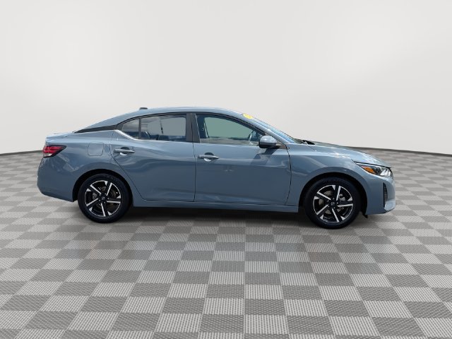 Used 2024 Nissan Sentra SV FWD image 13