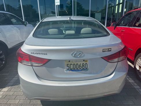 Used 2013 Hyundai Elantra GLS w/ Preferred Pkg FWD image 5