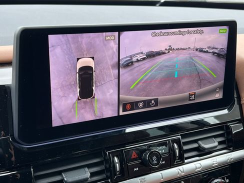 New 2026 Nissan Pathfinder Platinum image 27