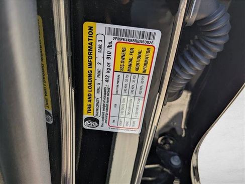 Used 2024 Ford Edge Titanium image 23