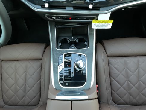 New 2026 BMW X5 sDrive40i w/ Executive Package RWD image 19