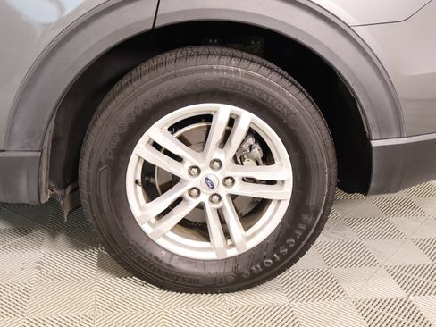 Used 2022 Ford Explorer XLT RWD image 19