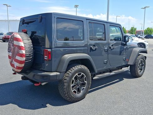 Used 2017 Jeep Wrangler Unlimited Rubicon AWD/4WD image 6