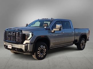 Used 2025 GMC Sierra 2500 Denali Ultimate w/ Max Trailering Package AWD/4WD video 1