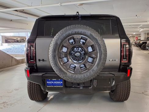 New 2026 GMC Hummer EV 3X w/ Carbon Fiber Edition Package AWD/4WD image 9