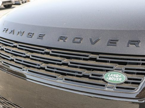 New 2026 Land Rover Range Rover Sport Dynamic SE AWD/4WD image 16