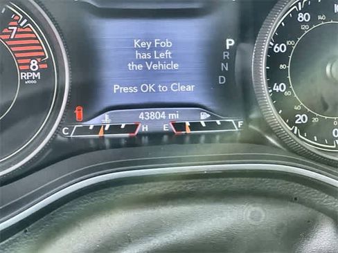 Used 2021 Jeep Cherokee Latitude Lux w/ Comfort/Convenience Group image 19