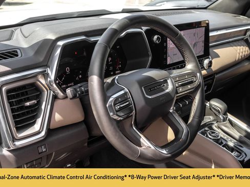 Used 2026 GMC Canyon Denali AWD/4WD image 5