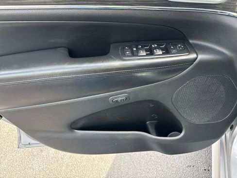 Used 2016 Jeep Grand Cherokee High Altitude image 6