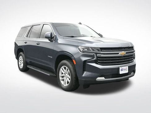Used 2021 Chevrolet Tahoe LT w/ Luxury Package image 16