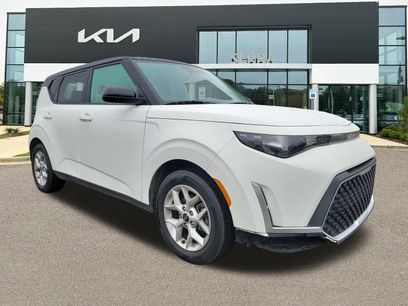 Used 2023 Kia Soul S