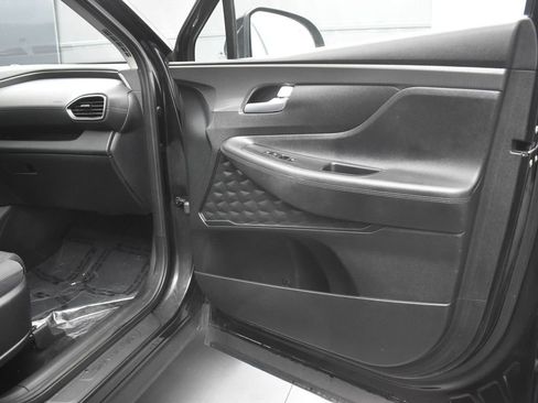 Used 2019 Hyundai Santa Fe SE image 25