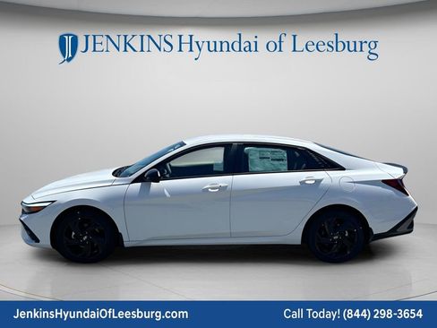 New 2026 Hyundai Elantra Sport FWD image 9