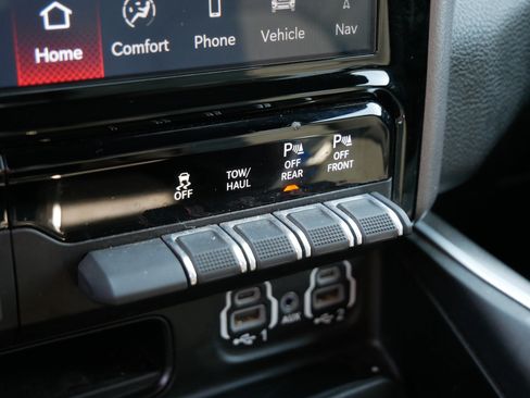 Used 2023 RAM 1500 Big Horn AWD/4WD image 29