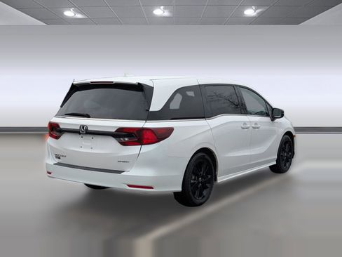 Used 2024 Honda Odyssey Sport image 9