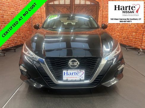 Used 2022 Nissan Altima 2.5 SL image 2